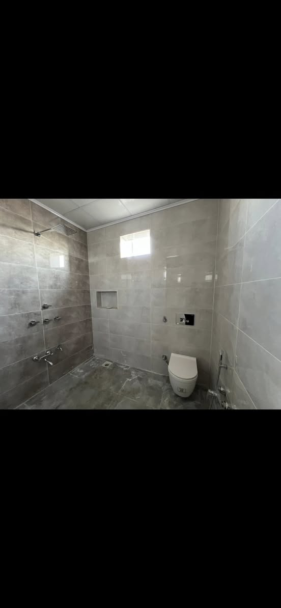 متواجد في كل وقت    رقم الهاتف  ***********السباك عباس نعمل جميع الصحيات العامه وتسلين المجاري  تءسيس انابيب الماء أهلا وسهلا فيكم
