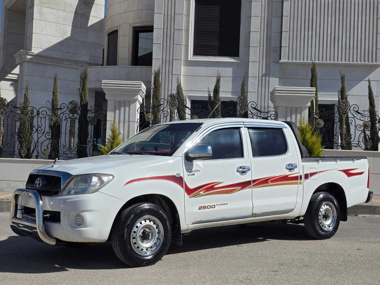 بكم هايلوكس 2011 سعودي وارد عبد الطيف جميل
فحص كامل  4جــــــيــــــــــــــــــــــــــــــــــــــد
ماتوررر 25 فحص
مكيف حامي بأرد شغال ثلج
طقم كوشوك  جديد
زجاج كهرباء سنتر لوك
دواخل الشركه كامل ولا خدش
ت 
ماشاءالله تبارك الله
‏0781221591


**إذا كنت صاحب هذا الإعلان وتريد حذفه لأي سبب، رجاءا أرسل رسالة إلى الدعم الفني**