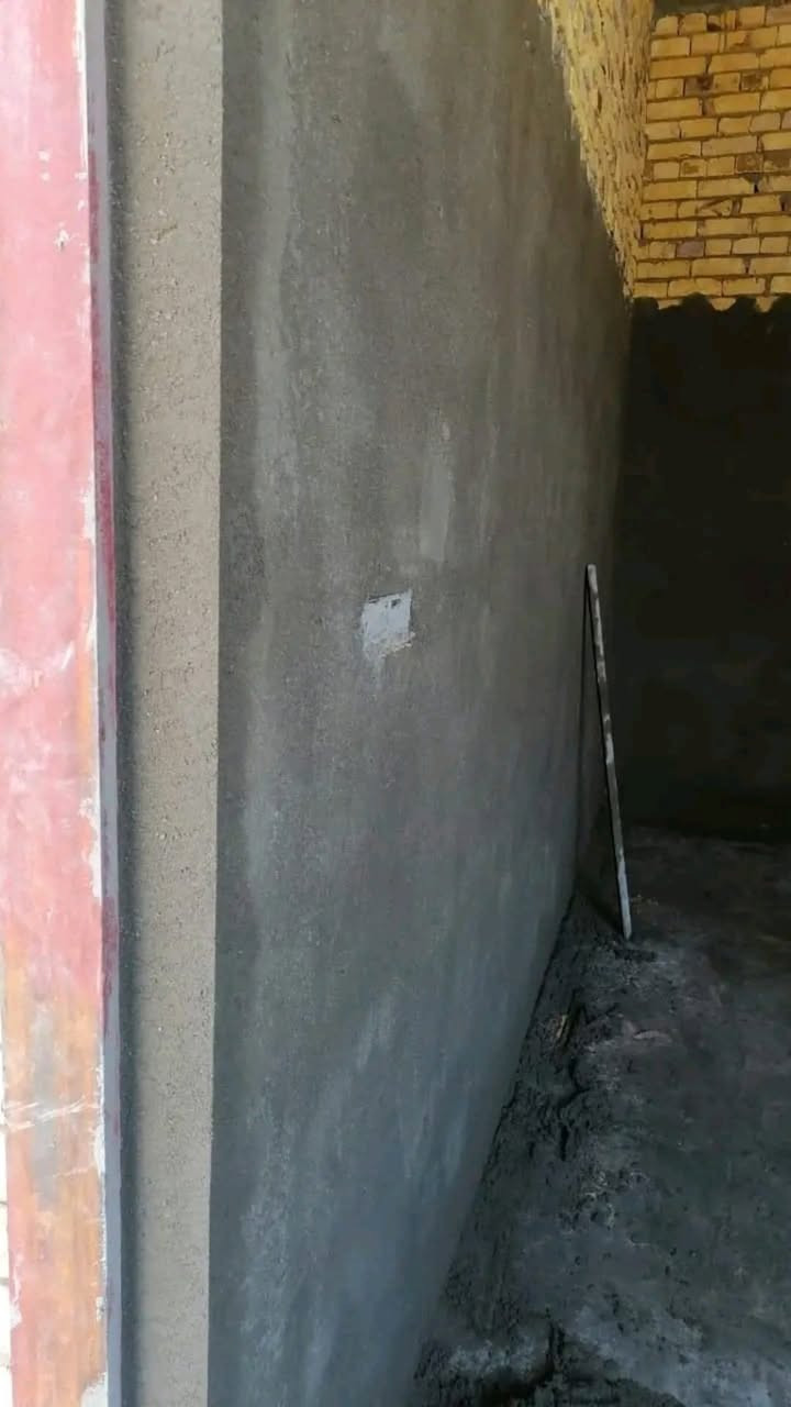 سلام عليكم  لبخ سمنت خشن سقل ناعم  تشميع  جص  جوده عاليا كادر مختص كل مايخص البخ    وبناء ممرات وسبتتنك  للحجز والاستفسار مراسلتي ع خاص او  الاتصال ***********
