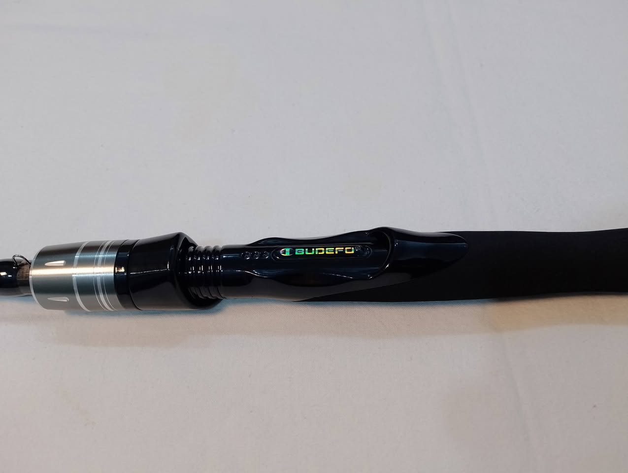 السلام عليكم
 توفر عود من ماركة بوديفو ماكسيموس مختمة طول ٢٧٠ حلق فوجئ اصلي مختوم 

توفر مكينةHanding M1 حجم 3000 كوالتي كلش عالي الهيكل كرافيت السبول واليدة حديد
السعر خاص او واتس***********
