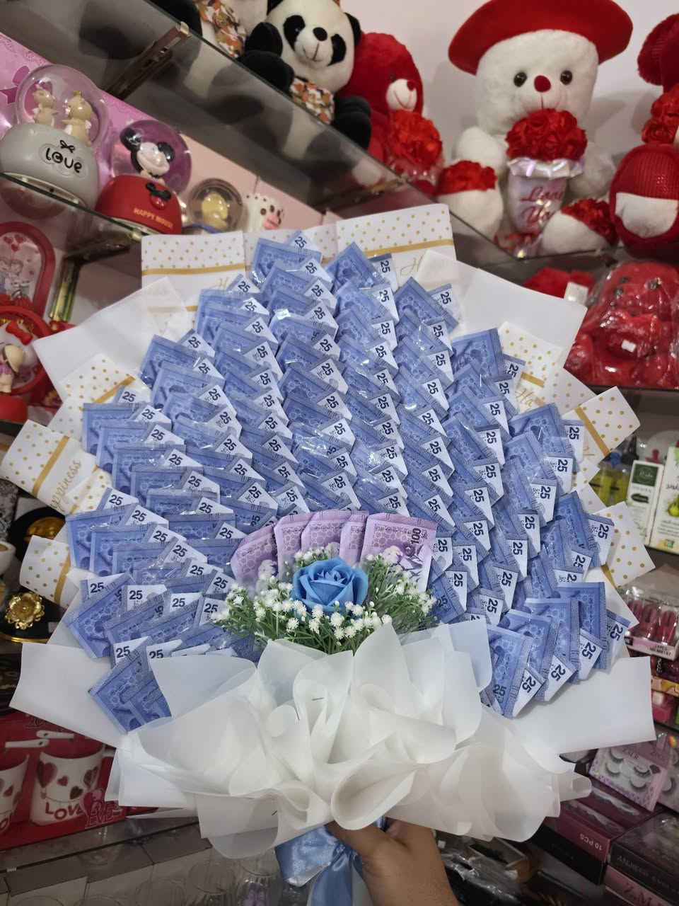 أخر طلبات بوكيات الورد والمصاري من مركزنا 🌹 
بالإضافة لتوفر تشكيلة  بوكيات جاهزة للبيع المباشر داخل المحل ❤️ 

( مين رح تربح بوكيه ورد على زوقا ؟ هدية من المحل 🌹 ؟
          ( رح نختار رابحة من التعليقات والمشاركات والأحببته ❤️  )


**إذا كنت صاحب هذا الإعلان وتريد حذفه لأي سبب، رجاءا أرسل رسالة إلى الدعم الفني**