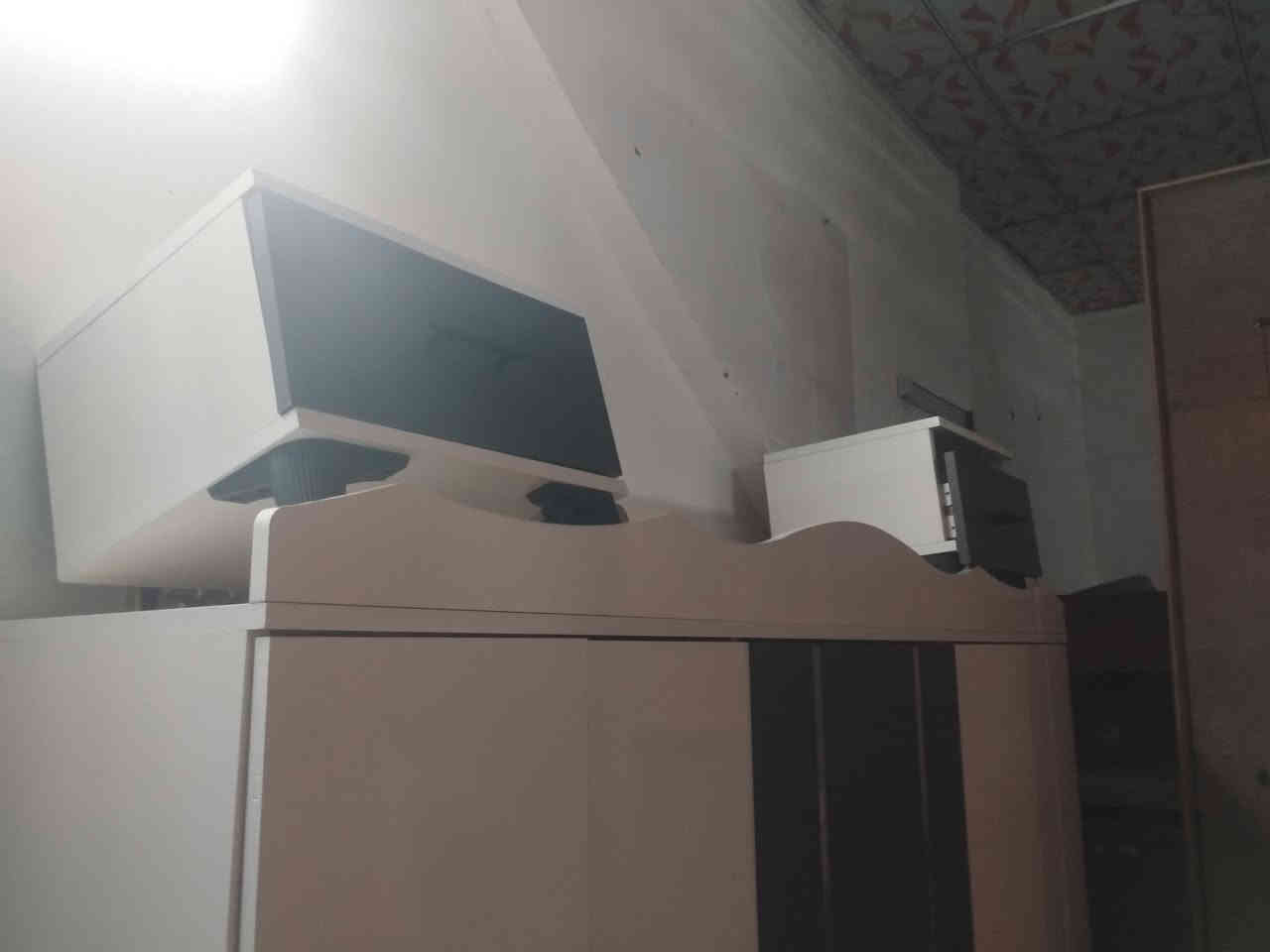 يالله 
غرفه تركيه 5قطع6 ابواب نضافه فول اخت الجديده
ومتوفر غرف عراقيه نضيفه 6 ابواب 
وكناتير بابين 
اهلا وسهلا بكم
العنوان واسط نعمانيه شارع 13 مقابل بيت الحاج خيون 
للاستفسار مراسلة الصفحه او الاتصال 
*********** واتساب فقط 
***********
***********
