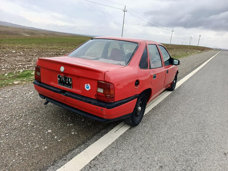 ئۆپڵ مۆدێل 1991
مەکینە 20
گێڕومەکینە بێ عەیب بەشەرت
کارەبایاتی کامل ئیشەکات 
پاوەری مەزبوت 
سەرژمێری هەیە 
بۆیاغم کردووە لەسەرساغی بۆجوانی 
سعری 14 گەڵا شمشمل, السليمانية


**إذا كنت صاحب هذا الإعلان وتريد حذفه لأي سبب، رجاءا أرسل رسالة إلى الدعم الفني**