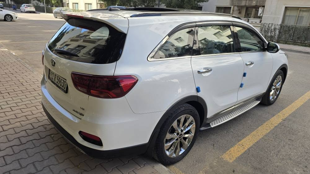 سلام عليكم 
للاستفسار اتصال *********** 
للبيع سورنتو 2019 شكل 2020 ماشيه 54 حقيقي وشرط الفحص من الصفر على ايد وحده  سياره كفاله عامه من الصبغ والبارد والفتح والتبديل والحالوب حتى الدعاميات مكفوله  
مواصفات فول بنراما بصمه هاند بريك دكمه اوتو هولد بردات خلفيه 
شاحن تلفون وايرليس شاشه كامره دواره حساسات خلفي امامي كراسي كهرباء جلد ومغلفات 
7 راكب تبريد 3 قطع 
محرك V6  3500  جديد لوك على الشركه مامفتوح بي برغي والكير ايضأ جديد 
طخم تايرات ياباني جديد 
رقم بغداد بأسمي تحويل ثاني يوم 
سنويه وهزه ولوحات جدد 
مكاني شارع الربيع 
السعر 252  مجال بسيط 
للتواصل على الرقم *********** بغداد, العراق
