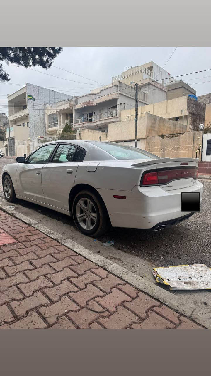 دوي جارج rt 
فوول مواصفات 
شاشە گەورە 
تحدید سرعە 
ڤۆلیوم سوکان
بلاجکتۆر
تەبرید بەشەرت
کوشن سارد و گەرم 
مۆدیل ٢٠١٤

————————-
بێ ڕەقەم بڕاوە
سەیارەکە زۆر جوانە هەیکەلی 
نرخی ٦٢ گەڵا و کەمێک مجال 
بۆ زانیاری زیاتر :- 
*********** السليمانية, العراق
