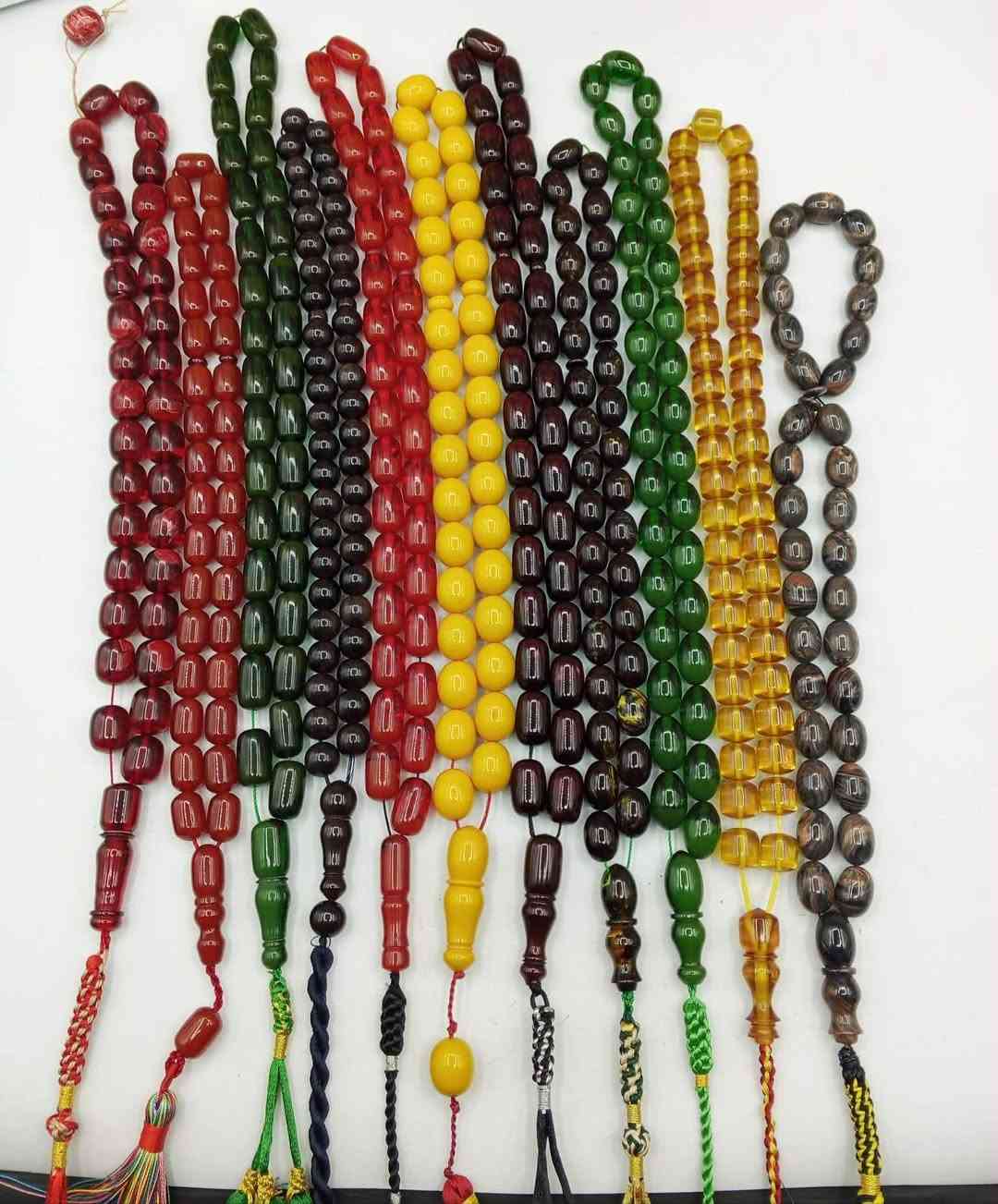 للبيع ارقئ نواع السبح📿 من الحجار الكريمه
الفاخره 📿🎁 مستعدون لتصليح جميع انواع السبح
تبديل الخيوط وتركيب كافه نواع كراكيش ***********
