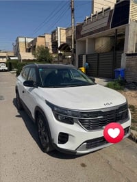 كيا سيلتوس ٢٠٢٥ للبيع ماشيه ٨ الف كيلو خليجي ابل كاربلي عربي مكفوله كف...