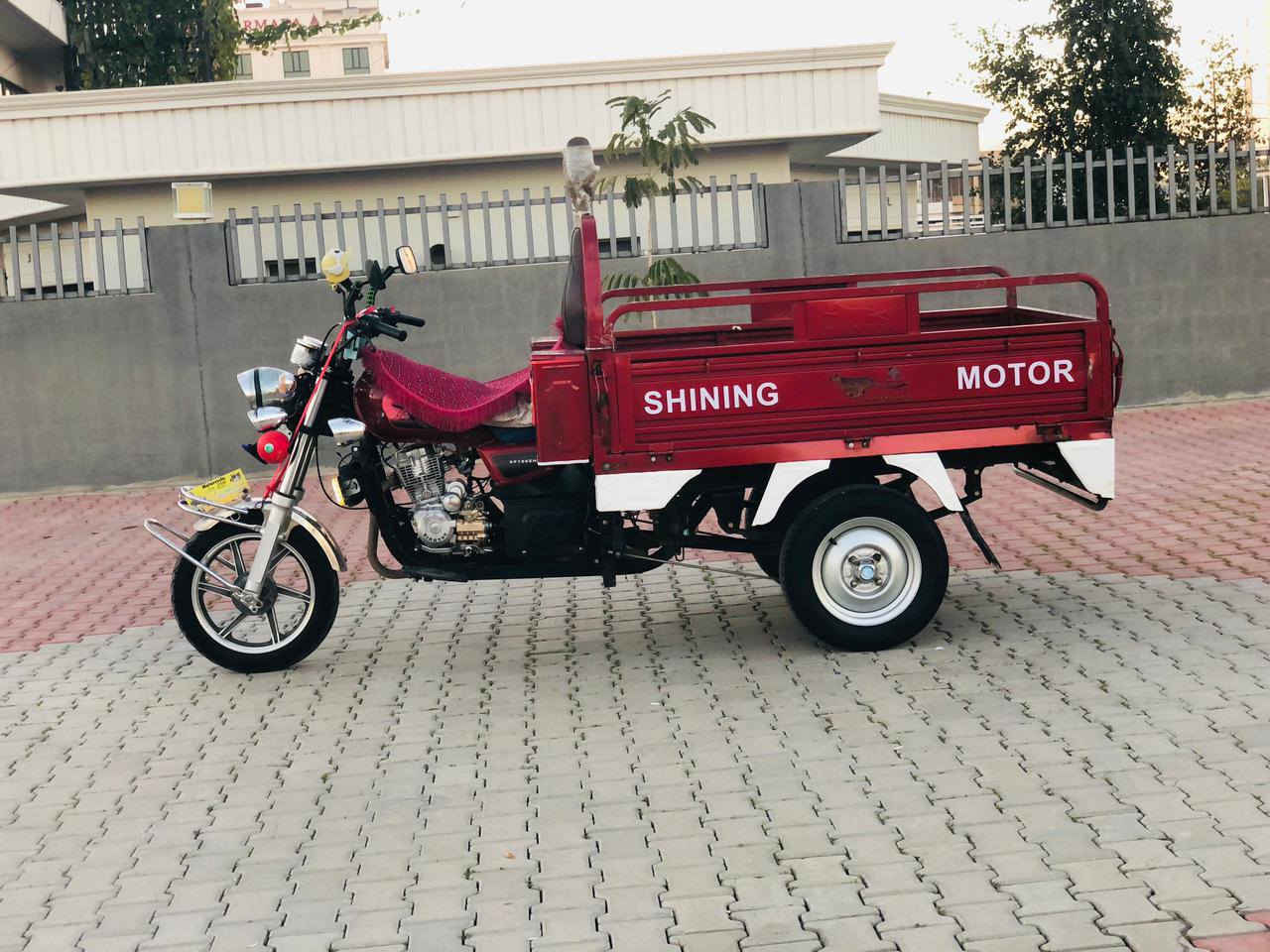 ياالله سلام عليكم شباب عندي هاي الستوته فحل عالي رقم سنويه كامل شاخوان  شرط تحويل ثاني يوم
موديل   2021محرك 21   ستوته جاهزه كل عيب مابيها شرط  كهربائيات كلها شغاله اي نقص مابيها تخم تاير جديد جوبلس ستوته مكفوله    *********** شراي خابرني     مامتواجد عل فيس رجاء المو شراي لا يكسر بمال العالم تحياتي للجميع السعر    مليونين 475وبيها مجال حگ الجيه ويرهم مراوس حسب التفق
