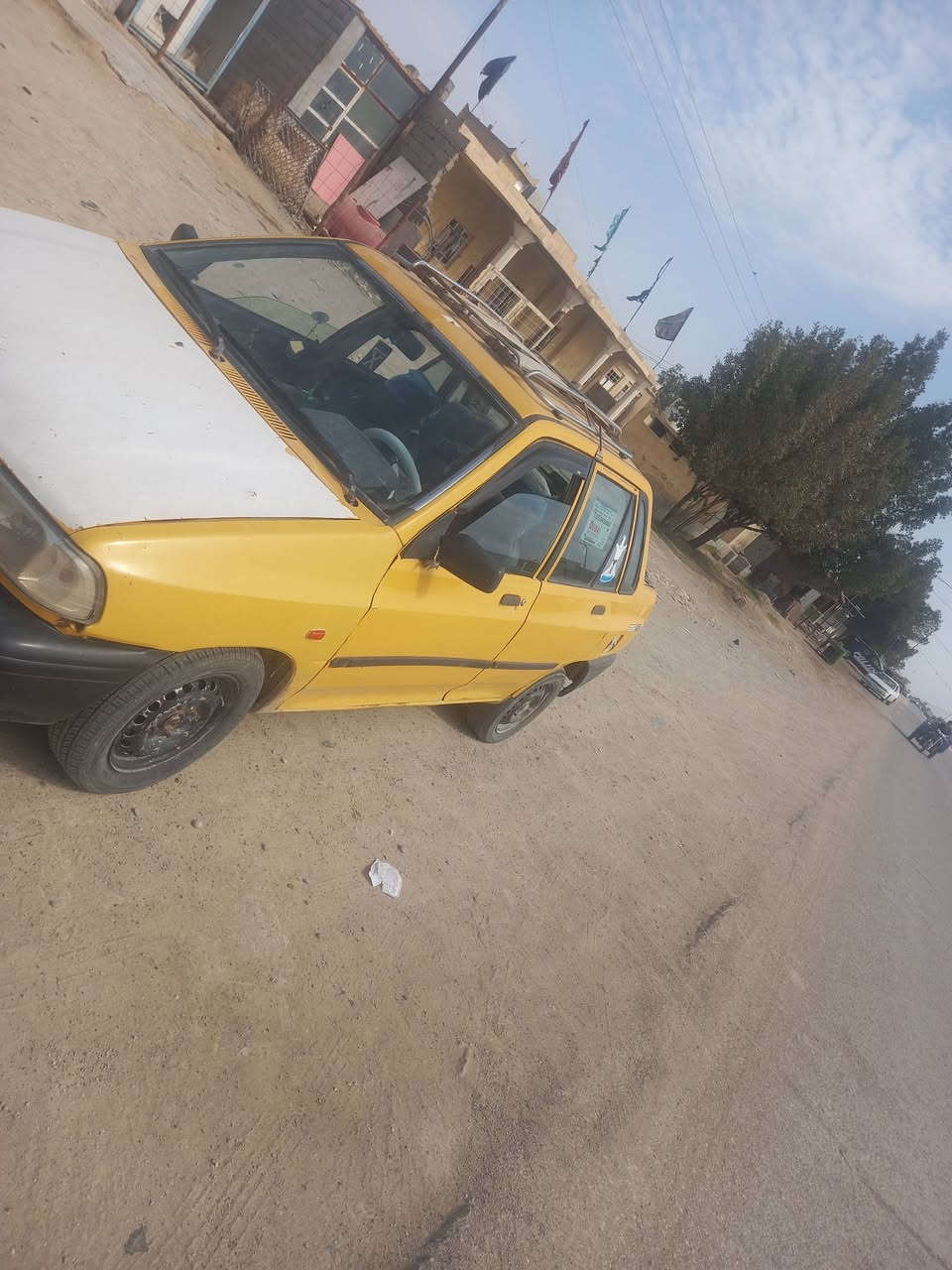 السلام عليكم سايبه موديل 10 رقم بغداد يارو مكينه كيا برايد سياره حلوه بشرتها نظيفهت رقم الماني الوان واسط الوافدين  السعر 19💵📞 ***********
