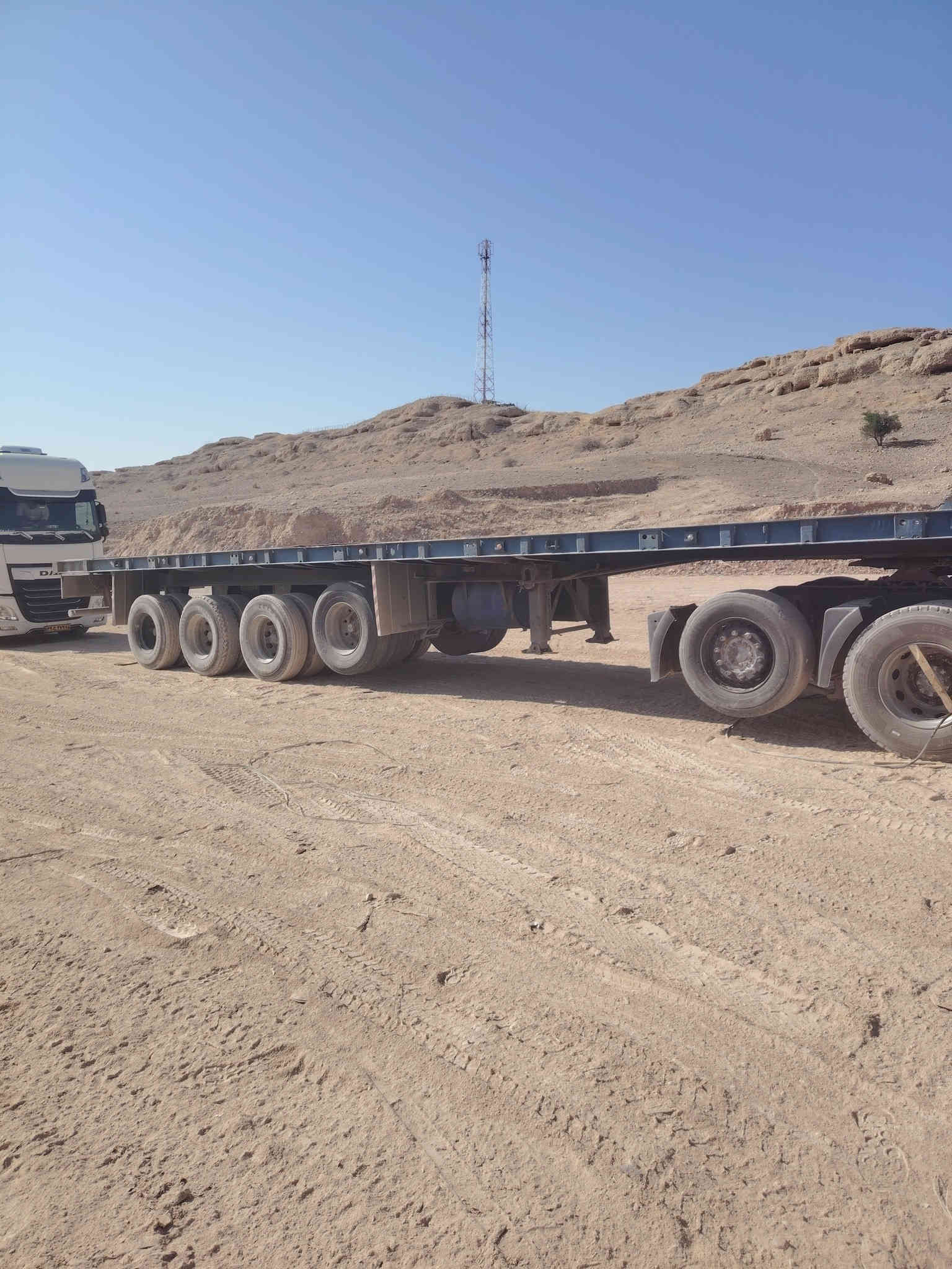 سلام عليكم  عربانه للبيع اسكندريه شريط عادل المعيدي بيم جبر  اربع دناكير صيني 14 طول 13 / 40  سعر 110 / ***********
