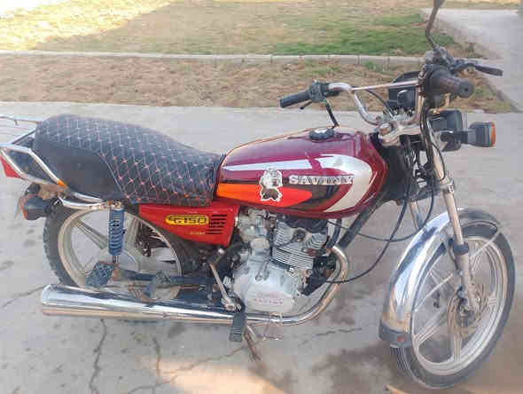 سيفان للبيع موديل 19 السعر 325 اوراق موجوده الرقم *********** مكان بعقوبة بهرز
