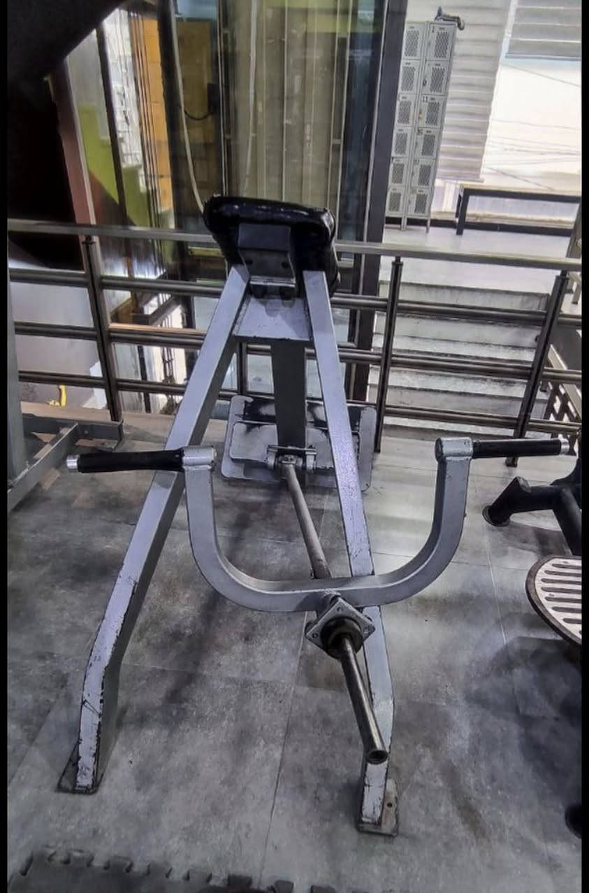 سلام عليكم
اجهزه عدد ٢
جهاز T بار متكئ نوع صيني 
جهاز T  بار منحني ايراني 
الاجهازين نظافة ٨٠٪‏ المحان بابل المركز الي ايريدهن يتصل تحياتي للجميع 
***********
