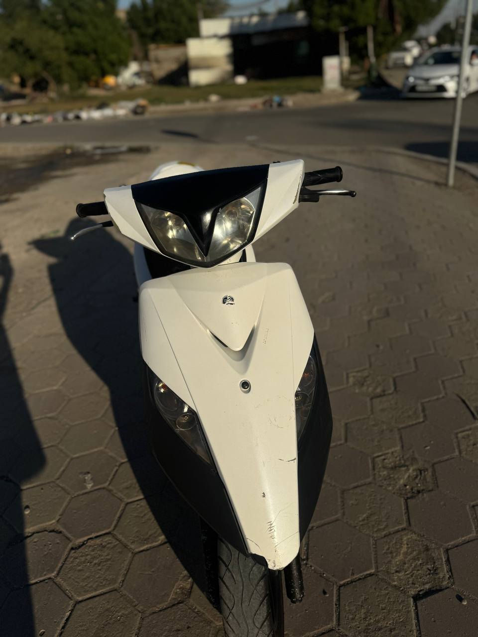 دراجه ماكس ثعلب كابريتر جديده كلها بلاديه  كهربائياتها بلاديه مكينه خرسه شلعه معدل كفرات ختم واحد ويه المكينه دسكات جدد تاير خلفي جديد بيها سلف رياضي koso نكره شوكت ومتريد وصالنصه هم اجت وياهاا
 سعر(700) وبيها مجال 

بغداد الغزالية

*********** واتساب موجود
