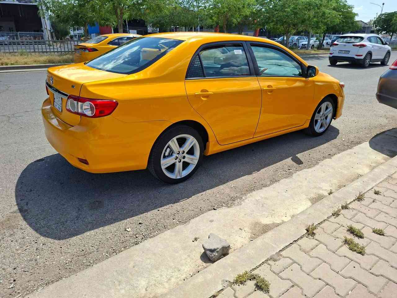 كورلا موديل 12 رقم كركوك مشروع وطني
سنوية لل27 نقابة مصفرة 
دفتر بانزين موجود 
بيها جاملغ السكن مبدل ابلادي بدون دواخل كلها بلادي
كير محرك بالشرط محرك 19 جديد 
تبريد ثلج 
صدر تايرات كله جديد 
مكاني كركوك 
سعرها 130 بيها مجال 
للمعلومات اكثر اتصل على ***********
