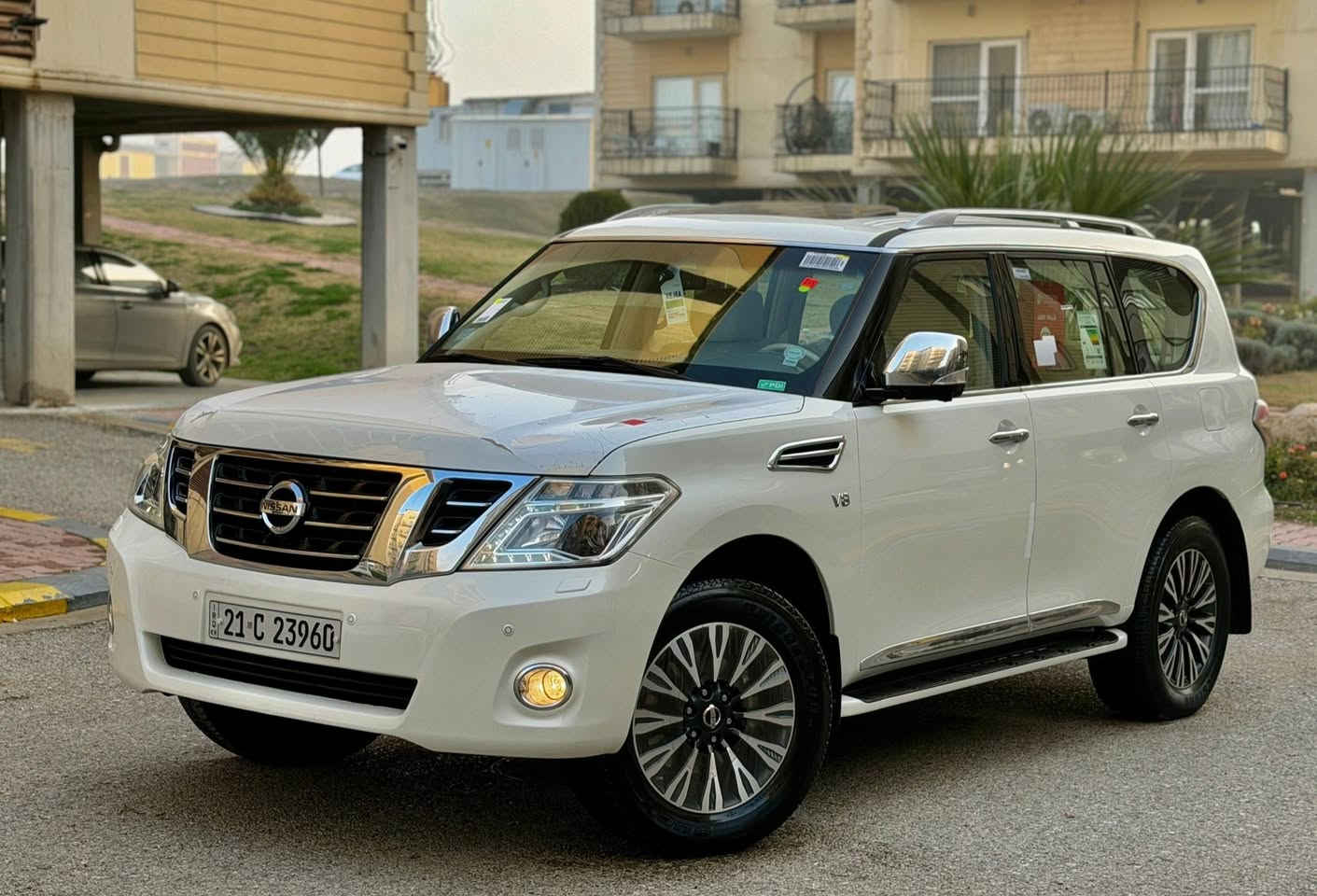 نيسان باترول 2016 فئة بلاتينيوم محرك 8 سلندر 5.6 وارد خليجي المحرك المرغوب فل مواصفات مكفولة كفالة عامة من الدعامية إلى الدعامية بدون بارد، بدون رصعات، بدون شخط الدعاميات بدون صبغ، رمل مابي، الباقي كله بشرط

💎 ســعــر ✅ ::  الــرد تلقائي📮

المواصفات:
سلايد سقف
مصابيح زينون
مقاعد كهرباء جلد
5 كاميرات
مقاعد تخزين
ثلاجة
صندوق شفط كهربائي
تحكمات ستيرن
ستيرن كهرباء
DVD

السيارة ماشالله نظيفة جدًا وكل جسمها بشرط
4 إطارات جديدة

المحرك والجير بشرط ولم يفتحا
السيارة نظيفة جدًا وكل شيء على بلد الوك
سنوية زنكة جديدة مدفوعة لغاية 2028
السنوية باسمي بشرط التحويل والغرامة
السيارة لا تحتاج أي صرف

رقم صاحب السيارة 
***********
