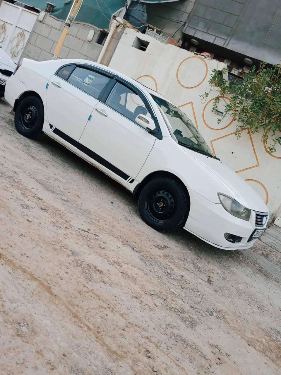 ليفان محور كورلا ياباني بيكاتشو كفالة
موديل 2014 اوتوماتيك 

مكينه كفالة ماعدى الگير نمره 4 ماتجي 

مكاني ديوانية قضاء المهناوية السعر 35 وبيه مجال
***********
