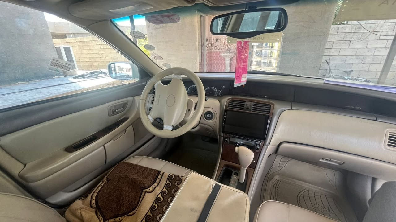 افلون للبيع موديل 2002 خليجي رقم بغداد مصبوغة عام استفسار ***********
