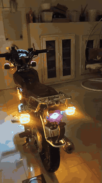 🏍️💥 للبيع – دراجة سافين هونزده  200cc موديل 2024 💥🏍️
دراجـة زيرو، ممشا قليل، وحالة ممتازة جداً 🔥

✨ المواصفات:فول

🔑 تشغيل نكره سلف

🟥 سويج رياضي

📟 عداد إلكتروني mb3

🧵 سيم خنّاك كابريتر

⚙️ مكينه  كبس موديل 2024

🎨 مزود دشلي 16 و كماليات سوري ✈️

🛠️كاملة ومابيهه نقص

💰 السعر .750.000 دينار فقط
🔥 بيهه مجال 

📞 واتساب: ***********
📍 الموقع: فرمان باران– أربيل
