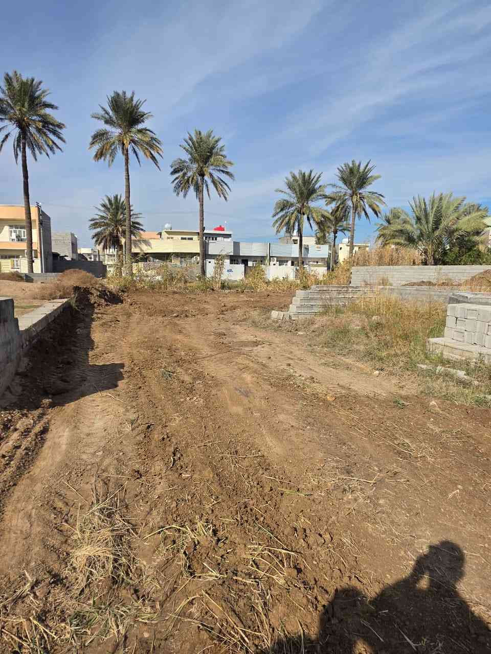 قطعه ارض للبيع
العنوان بعقوبه شفته خلف قاعه بيانو دخل اسماك زوزو 
المساحه 150م واجه 10م نزال 15م 
للاستفسار الاتصال على الرقم 
***********
