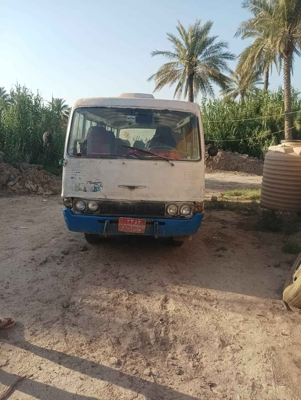 السلام عليكم سياره كوستر ٨٢ رقم ديالى كير مكينه راس الثور اوتوماتيك مكان سدة الهنديه سعر ٣ اونص بيه مجال رقم ***********
