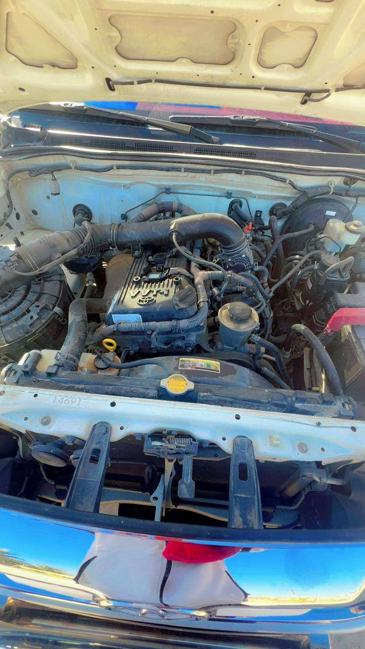 سلام عليكم ورحمة الله وبركاته تيوتا هايلوكس للبيع موديل  2014 مكفوله كفاله عامه نضافه 100بل 100 المكان محافظة لانبار للتواصل لاتصال علا لارقام التاليه (***********)((***********))
