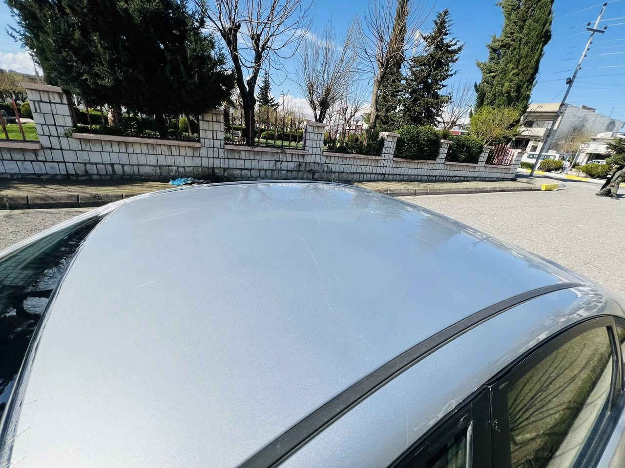 هۆندا 2007
نرخی خوار بازاڕ
مەکینە بجوکی دکشن بەرز
گێڕومەکینە بەشەرت
بێ دەعم ولێدراو
سەخفی بۆیاخ نیە
کامل مەسروف کراوە
***********
***********
شوێن:ژاراوە:قەلادزێ
