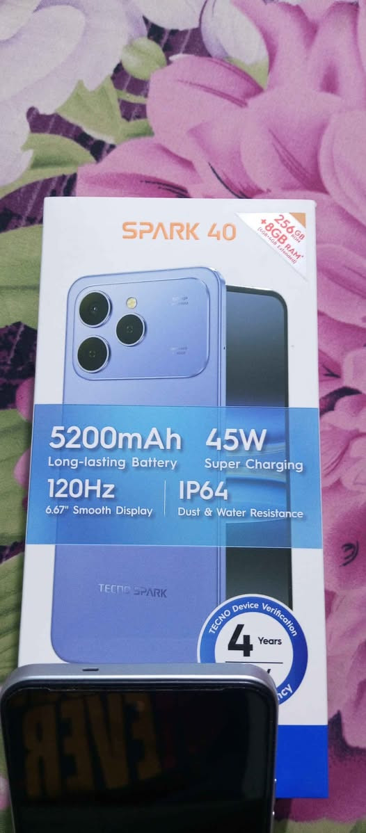 TECNO SPARK40  تلفون الله شاهد شترته يوم 2026\1/20 
مواصفات جهاز
ذاكره 256
رام 4+4 يعني 8
صدار 15 اخر تحديث 
جهاز شبيه ايفون 17 برو ماكس 
مواصفات حلوه كلش 

غراض جهاز 
كارتونه 
شاحنه 
كفر 

سعر 215 بي مجال 
عنوان نجف الشرف 
رقم *********** 
رجاً ما تشتري لا تعمل النجف, العراق
