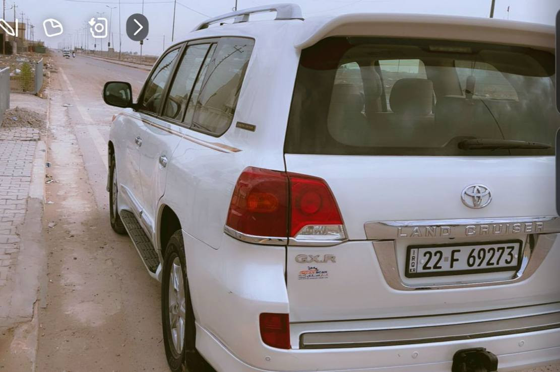 السلام عليكم
لانكروز للبيع موديل 15
رقم شمالي تريد وكاله أو تحويل بسمك
مواصفات فول ساز
مكينه 8 ماشيه 150
بيها بارد واضح بل سونار
السعر390 ورقه وبيها مجال
العنوان بغداد الحسينيه
رقم الهاتف ***********
