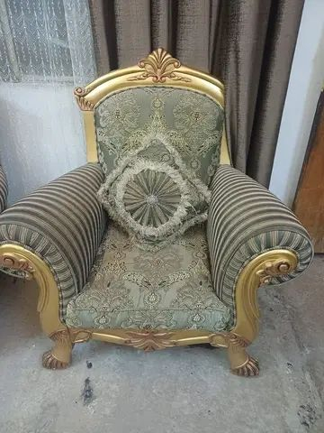 مندوبة مبيعات 
طخم عراقي ملكي نضيف وبسعر 300 ما بي إي عيب بيع مستعجل صاحبو اخذوب ب550 الف يريد يبيعو ب300 ألف 
العنوان موصل جانب الأيسر حي سومر 
#الجميع


**إذا كنت صاحب هذا الإعلان وتريد حذفه لأي سبب، رجاءا أرسل رسالة إلى الدعم الفني**