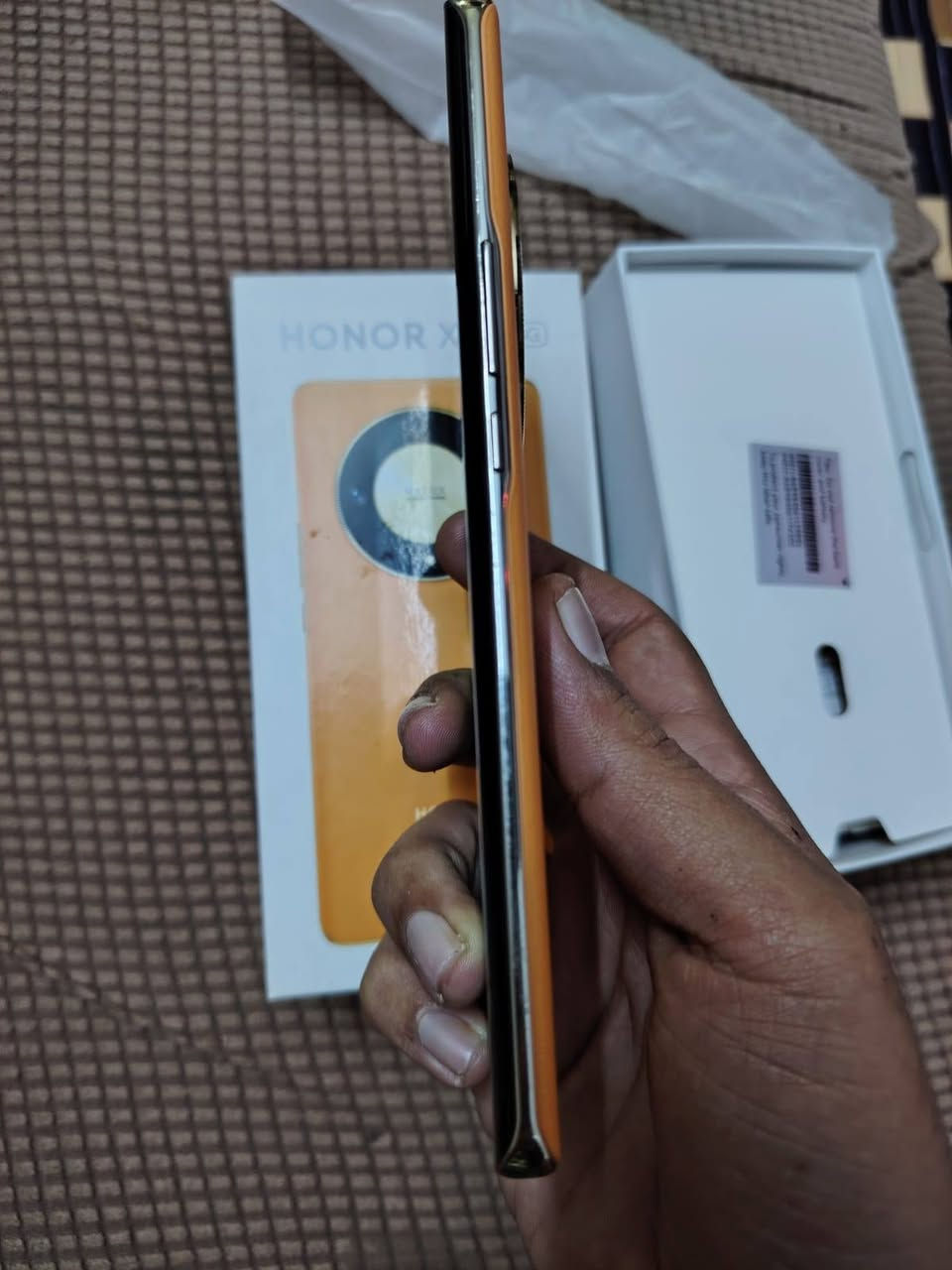 السلام عليكم 
HONOR X9b
النظافة مثل متشوفون كدامكم كلش نظيف
ذاكرة 256
الرام 12
السعر 300
عنواني بغداد مدينة الصدر
متواجد وتس اب***********

