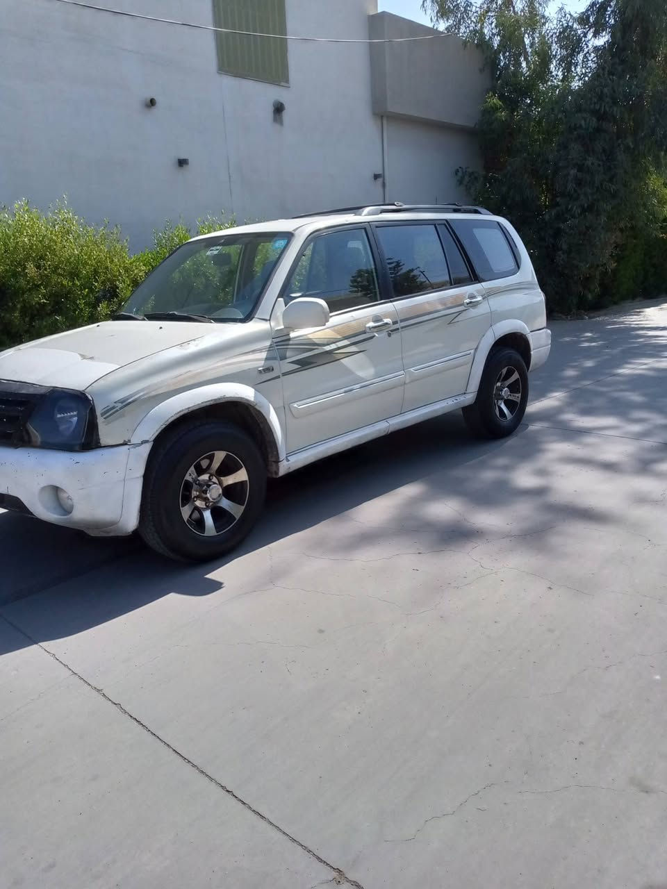 سلام وعليكم ساسوكي موديل ٢٠٠٤ رقم دولي سنويه بسمي دفتر بنزين بي سيارة جاهز سبعه راكب كير ومحرك بشرط محرك بطه تبريد مركزي شغال تخم تاير جديد كهربائيات كلها شغال سعر ٥٠ $ هاتف *********** الزين *********** عنوان كركوك شراي يخابر اني مكلف بنشر
