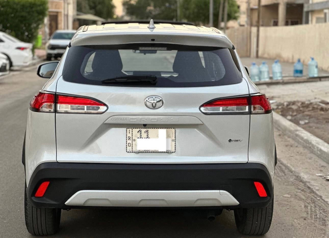 تويوتا كورلا كروز خليجي هايبرد 2025 جديده جدآ
رقم بغداد بأسمي تحويل مباشر عداد المسافه ١٥ ألف 
محرك حجم ٢٠٠٠ هايبرد فتحه سقف بصمه تشغيل وابواب
تبريد شاشه قطعتين رادار تحديد مسار قياده ذاتيه كامره 
خلفيه شاشه ابل كار بلي تحكم مقود اربع جهات
السياره بوضع الزيرو جديده جدا بدون ضربه او صبغ او بارد باستنثاء رصعه المكان الكرخ للاتصال ***********
