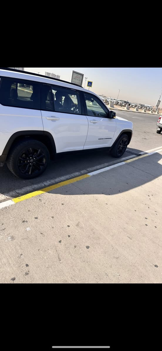 جيب 23 لارج vip
7 راكب محرك 6 سلندر 
السيارة كير ومحرك وحدادية ب شرط 
موصفاتها معروفة نقاط عمياء وكشنات تدفئة و3 قطع تبريد 
وكامرات وحساسات وبصمة وتشغيل عن بعد وكل الموصفات المعروفة شاشة كبيرة ……….
السيارة ما بيها حادث لكن قطعها سرقة كلها مبدلة وكالة عدا بابين يعني سونارها فقط قطعتين وصور السرقة موجودة بالمنشور السيارة جديدة وما بيها مصرف .
ماشية 60 الف كيلو 
رقمها اربيل سنوية جديدة تريد تحويل او وكالة 
مكاني بابل 
***********
سعرها 275 اقل من سعرها خواتها بهواي لكن بيع مستعجل
