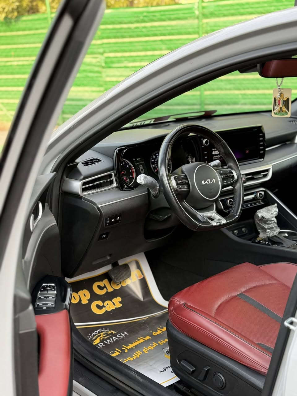 السلام عليكم كي فايف موديل 2023  اربيل الجديد تحويل او وكاله .جي تي لاين 1600 تيربو فول بانوراما بصمه جلد  احمر هاند بريك دكمه شحن لاسلكي نظام مانع انصدام امامي تشغيل عن بعد تحكمات سترين سياقه ذاتيه ستيرن حرف D أربع وضعيات قياده تو ويل المرغوب الضرر بنيد وجاملغ خلفي بدون دواخل  حادث سطحي بدون ايرباك معروضه 184 وبيه مجال بسيط جداً للاستفسار *********** مكان سياره بغداد حي العدل
