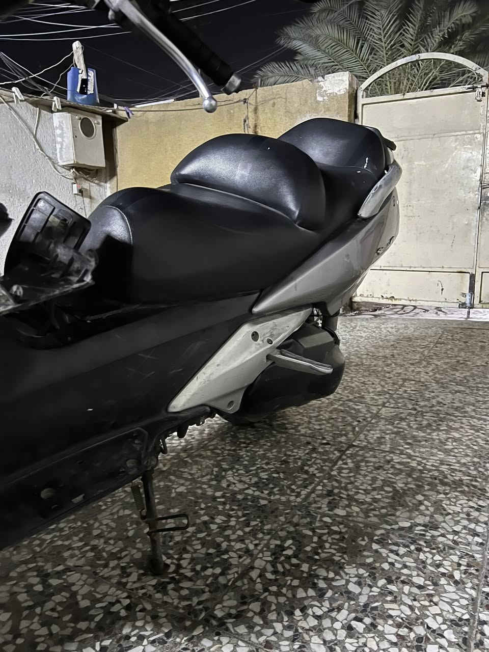 سلام عليكم :سلفر 600دراجه بيهة حادث مثل ما واضح بل صوره   دراجه متروكه من يوم الحادث ليوم صار شهرين تقريبن شغاله نكره بكل وكت تجي شغل وتروح  ابيع كوم حديد سعر 800قفل  ‭0775 786 4391‬ بيكم خير ودللو
