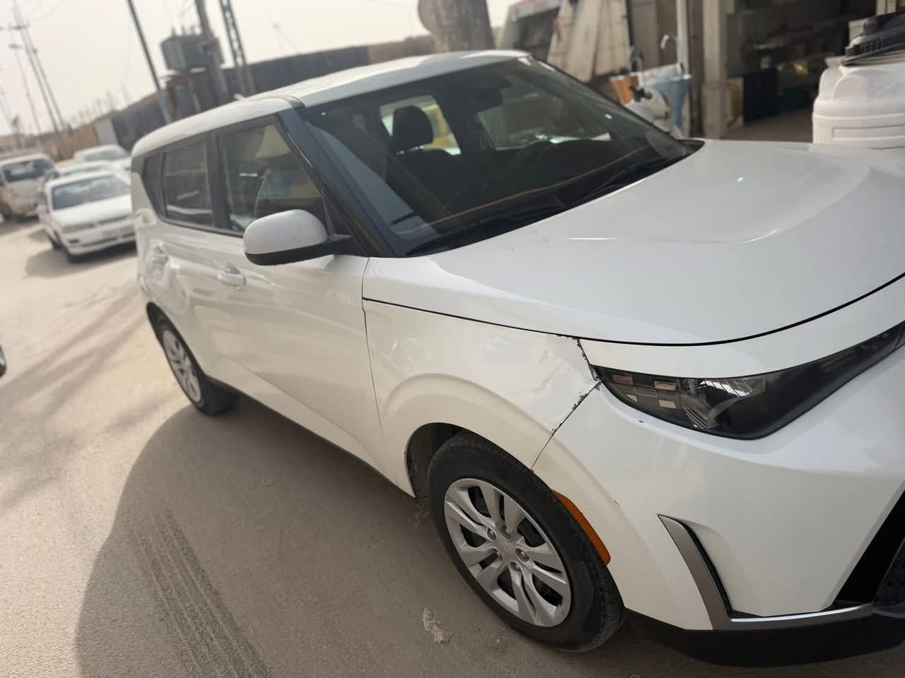 لسلام عليكم صول موديل 2023 رقم بابل بسمي وارد أمريكي حادث سياره مبدل بنيد و مصبوغ و بل جاملغ بادر و أثناء تحميل صار بيه طخه كلش بسيطه بل مقدمه مال قماره رجعته PDR 
وهنا صارله بيه بل حافه مال صندوق السياره غير هاي مكفوله مكينه 2000 دوش ماشيا 76 سعر 138 وأبيها مجال للاستفسار اكثر اتصال أو واتساب *********** مكان سياره بل حله
