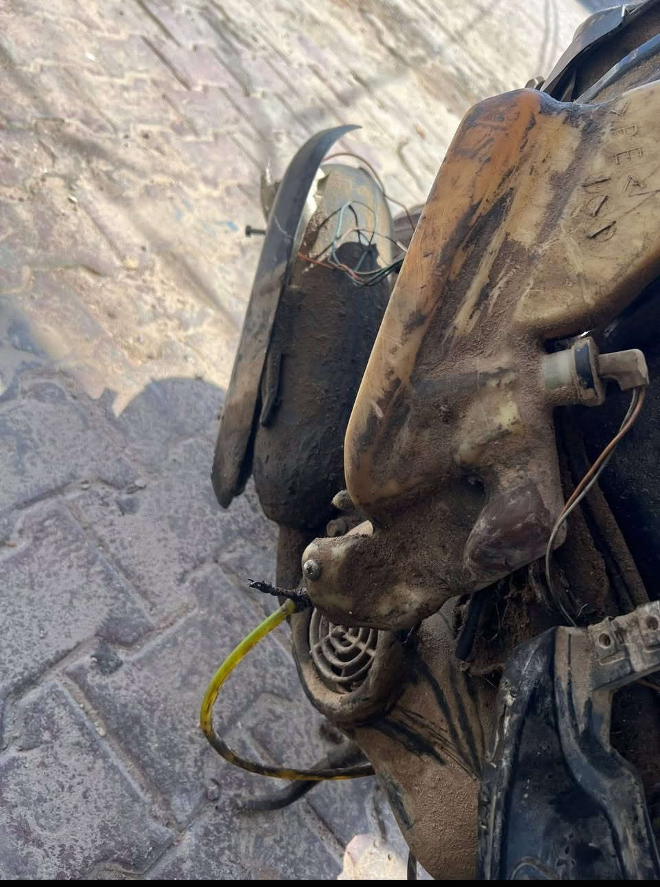 يا لله سكنس مزوعه غراض كوره شاشه الردايتر راحت شويه وتجي بوشه 90صالنصه بوري اعوج ويل كب رياضي عوزه بس خسله تطلع بيه لربيل


**إذا كنت صاحب هذا الإعلان وتريد حذفه لأي سبب، رجاءا أرسل رسالة إلى الدعم الفني**