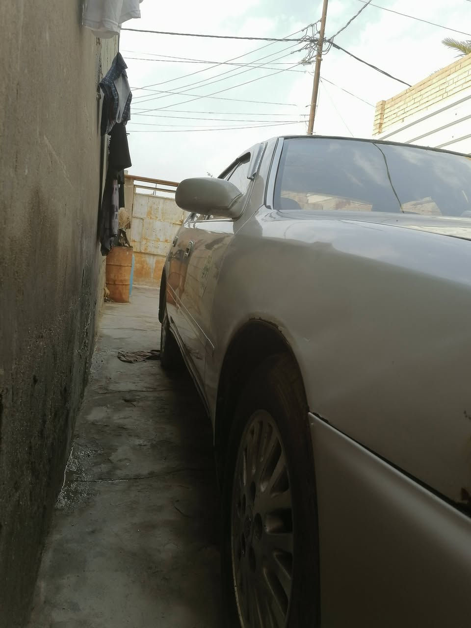 كرسته نفخ للبيع موديل ٩٣ السياره رقم بصره السنويه ٢٠٢٨ مكانه البصره حلوه ونضيفه مكينه وكير كفاله خير من الله كفاله من الكص ونقل تبريد ويه سويج وراعيها بصفي يريد تحويل (السعر ٦٢) وبيها مجال. ***********
