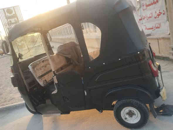 تكتك البيع موديل 22كفالة عامه بس المكينه مجفته كله شركه سعر ثمانيه وميه وبيه مجال مستعجل مكاني كربلاء مدرسي ***********
