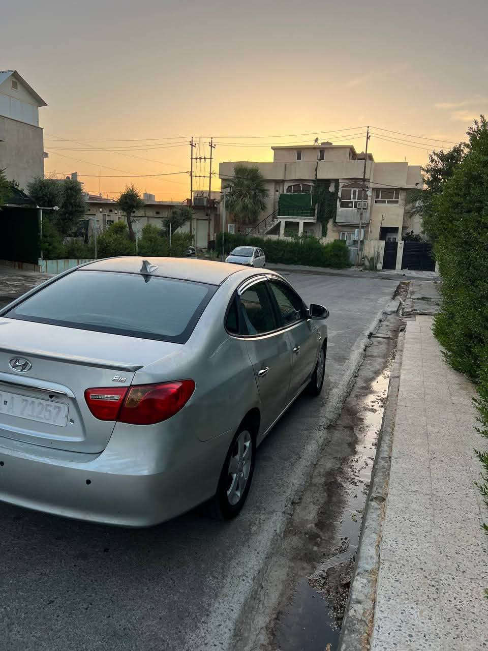 هونداي اڤانتي 2007
اڤانتي 2007 فول مواصفات 
تبريد لمس 
هيتر كشن 
سيارة فول عدى سلايت وبصمة
السيارة بدون صبغ بس مقحلة  
السيارة رقم بغداد مسطرة 
شرعي بلموصل 
شرط تحويل 
السعر 91 وبيها مجال مال جيتك 
***********
