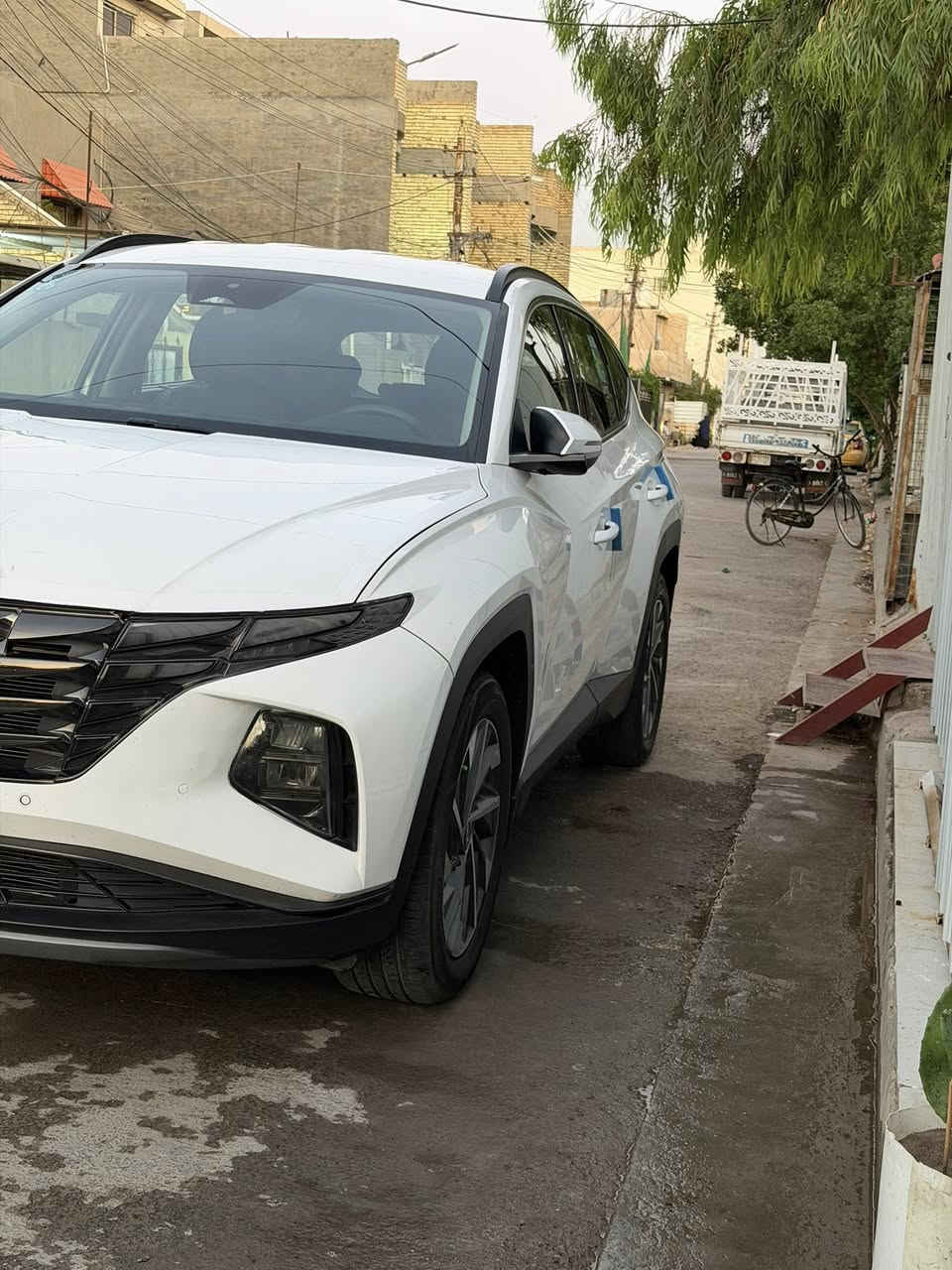 السلام عليكم
هونداي توسان 2023 خليجي

ماشيه 42 الف ومكفوله من الصبغ والتبديل   
بيه بارد بالبنيد 

سياره بسمي رقم بغداد 

قماره حديد 

بصمه تشغيل 

كراسي كهرباء

حساس امامي وخلفي 

لد نهاري 

لايت عدسه زينون 

تبريد خلفي 

تحكم استيرن كامل 

مري شفط ميموري 

السياره جديده ومكفوله من  كير ومحرك 

ورايدها 190 سعر 

الاتصال ***********

بغداد
