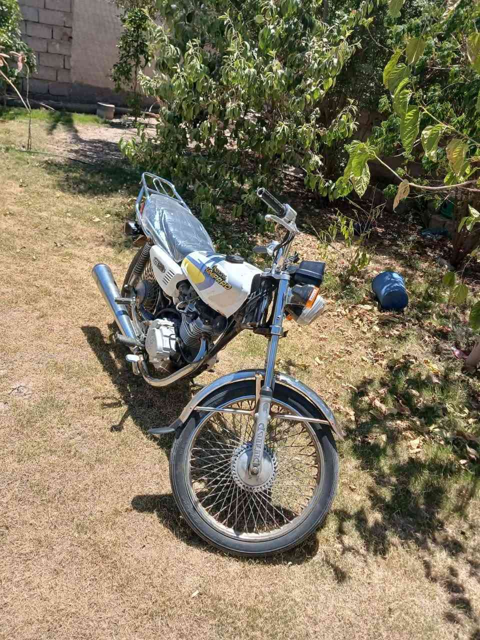 للبيع دراجه اربعه كير تايكر محرك حلو كهربائيات شغالات موديل ٢٠طالعه ٢١سعر ٣٨٠مكان كربلاء طريق بغداد قرب جامعه الوارث عمود ١٢٨للاستفسار***********
