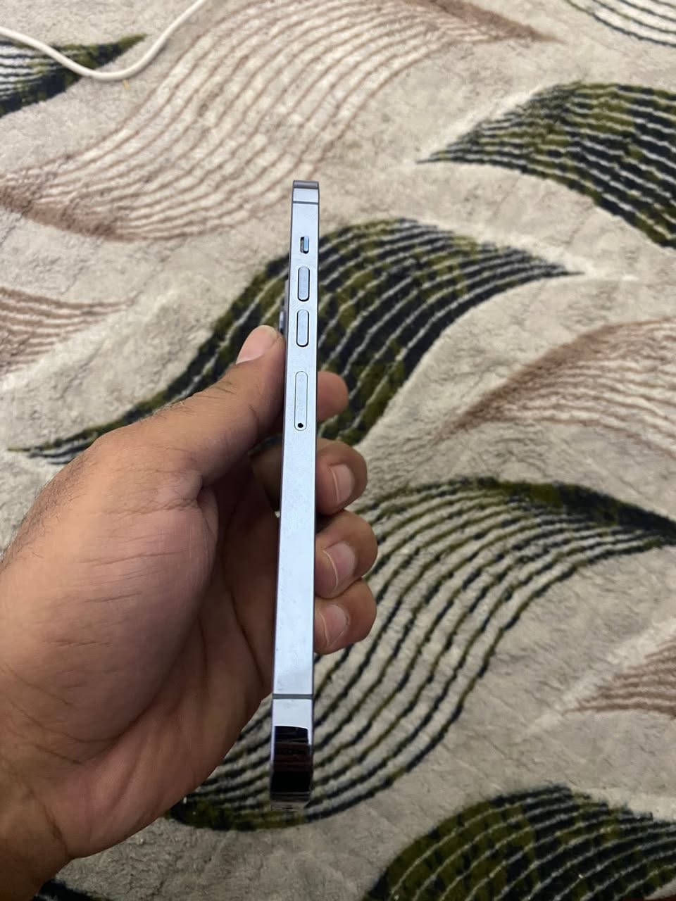 سلام عليكم 13برو ماكس ذاكره 256 بطاريه 81بلاديه جهاز ابد ما مفتوح نضافته 100%مكاني بغداد حي اور سعر  650وبي مجال حك جيه رقم هاتف ***********
