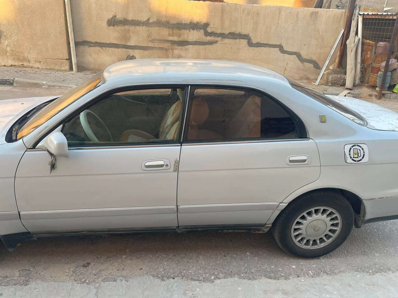 سلام عليكم للبيع سياره بطة كفالة كص ونقل  رقم بصرة  انكليزي مشروع وطني تحويل مباشر مكينة وكير كفالة السيارة جاهزة حدادة تخم تاير ويل كب جديد مسجل. كشنات كهربائيات كلها شغاله العنوان البصرة سفوان 
***********
