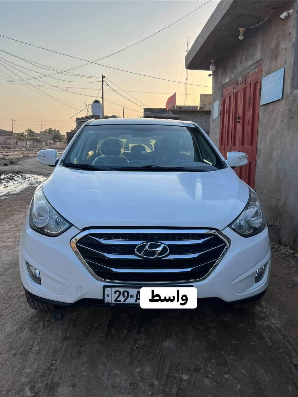 السلام عليكم
توسان موديل 2015 

محرك GDI 2000 امريكي

تبريد فووول 

رقم واسط انكليزي 

السونار مثل ما موجود بالصور 

السياره مكانها الكوت 

تفاصيل اكثر تواصل عالرقم ***********

السعر ١٢٠ وبيها مجال
