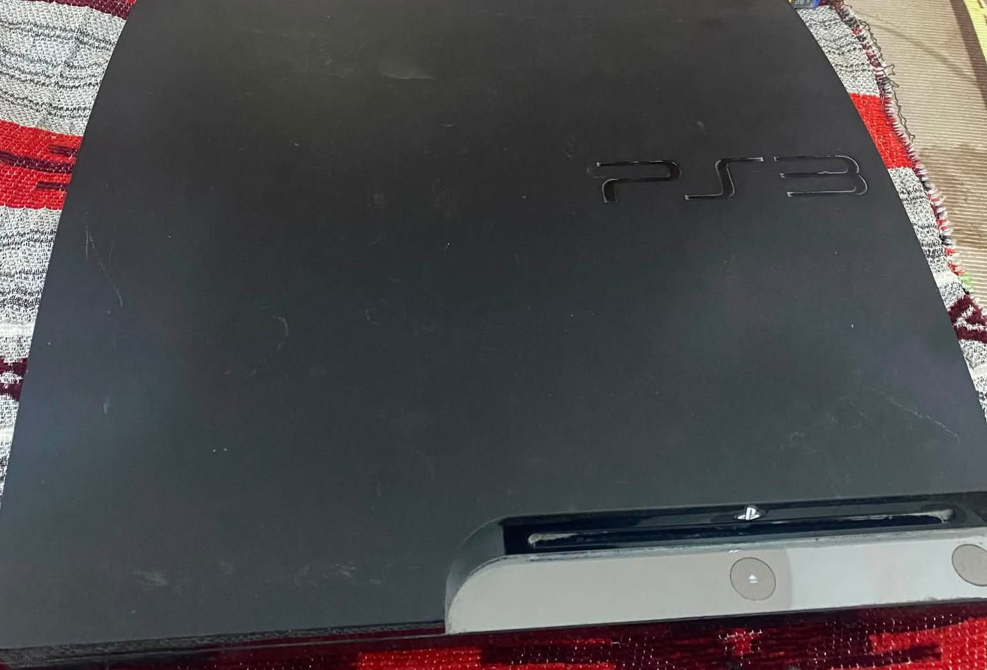 ⚠️⚠️جهازين PS3 & PS4⚠️⚠️
بلي 4 مستخدم نصف تيرا مع جوستك الجهاز الاصلية (وجهاز يوبي اس) بالاضافة إلى 4 اقراص 

🔵Death Stranding

🔵Red dead redemption 2

🔵GTA 5

🔵Uncharted 4

البلي مفتوح لغرض صيانة عدسة الاقراص

الجهاز يستقبل الاقراص إلا اذا كان بحالة سكون (يعني العدسة عطلانه)

الجوستك بيها عطل زر الـ(X) والگير الأيسر (لكن هذني الازرار شغالات فقط ينرادلهن تصليح)

سعر الجهاز مع جميع ملحقاته إعلاه 250 ألف

————————————————

البلي 3 

جهاز نضيف جداً غير مفتوح يحتوي اكثر من 15 لعبة هارد داخلي والجهاز مهكر

لكن بدون اسلاك ولا جوستكات

سعر الجهاز 75 ألف

مكاني حسينية الراشدية (واگدر اتفق وياك على التوصيل)

🔴التواصل واتساب ***********
