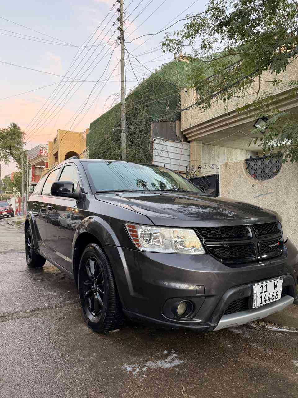 من رخصت الادمن السلام عليكم سياره جورني للبيع رقم بغداد ٢٠١٩ سنوية ورقم جديد حادثه جاملغ وبنيد بدون دواخل  شاشة اعطال شاشة كبيره السيارة من امريكا عله ادينه محرك ٢٤٠٠  أربعه سلندر تخم تاير جديد صدر جديد السياره جاهزه من كل شي كذب عليه أي مصرف أي كلوب مانستغل بالدشبول  السعر ١٣٠ ورقة واني بالخدمه السياره رقم بغداد وموجوده بحي الجهاد
الرقم ***********
