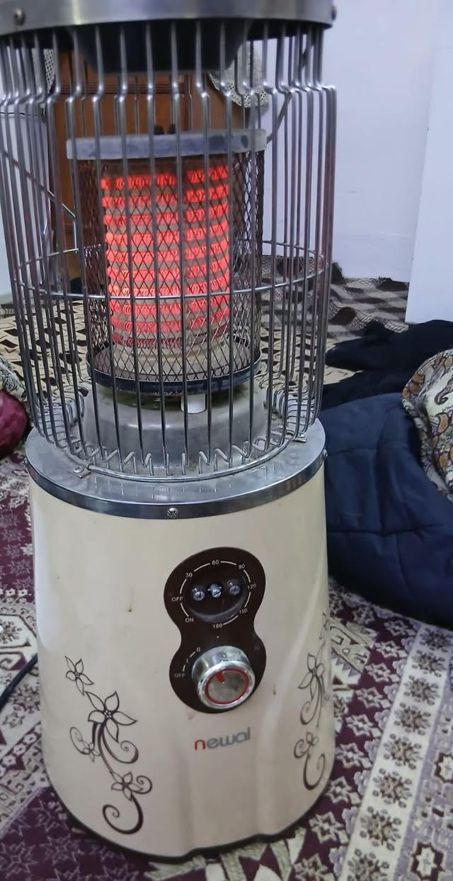 هيتر ع شكل صوبةة شرط نضافة شغل السعر 35الرقم الهاتف ***********
