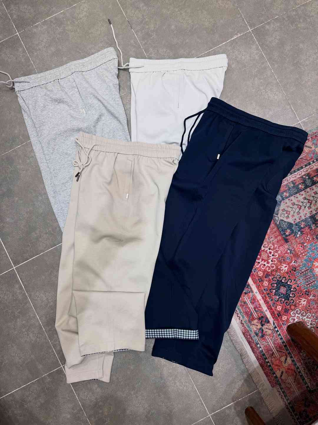 ⁨	بجامة باگي طول 105 حجل 24 سم 
4 الوان 
القياسات من M الى 4XL
السعر 25
القياسات الي لابسه XL وزني 74

ازياء فيكو | بغداد ، الحرية الاولى شارع باتا⁩


**إذا كنت صاحب هذا الإعلان وتريد حذفه لأي سبب، رجاءا أرسل رسالة إلى الدعم الفني**