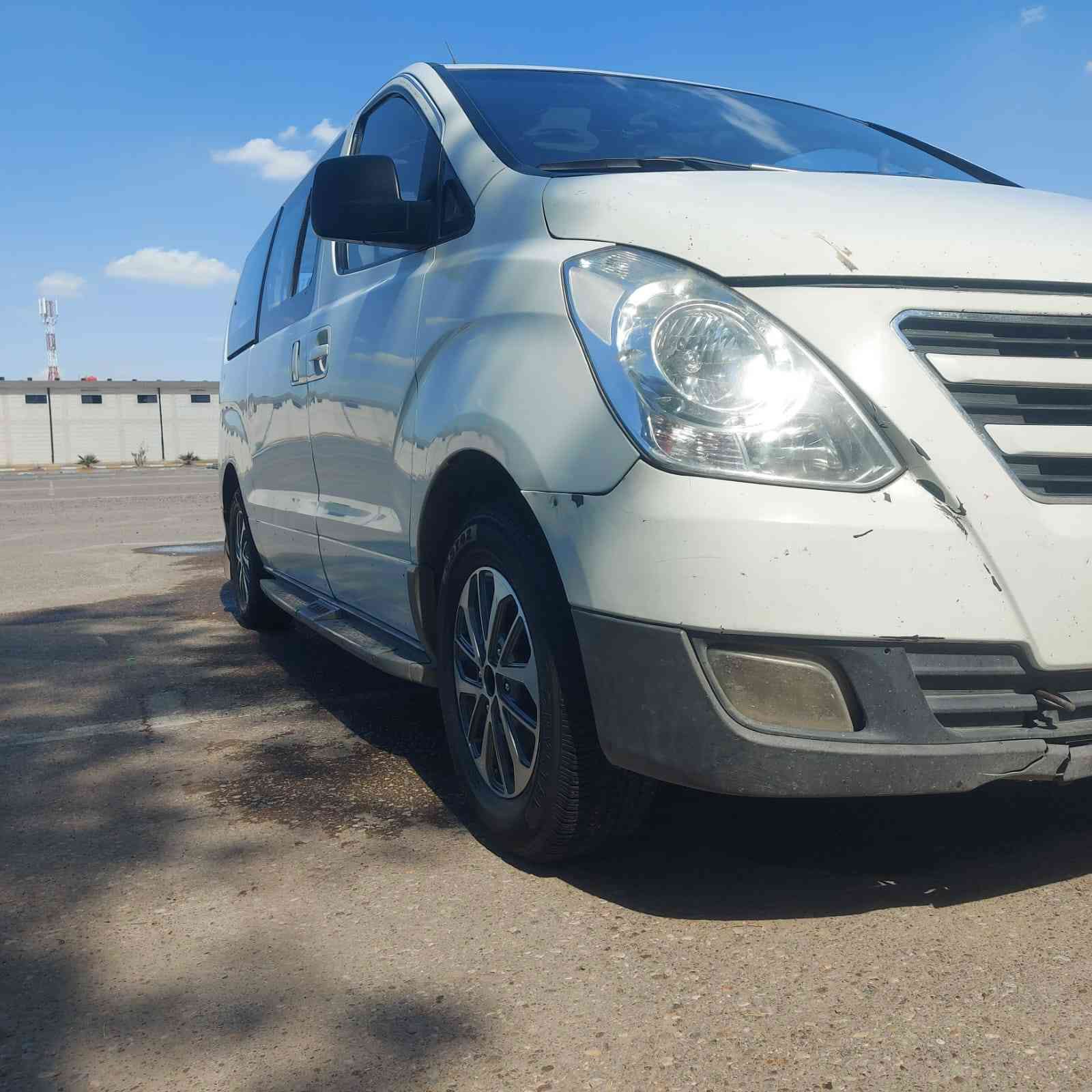 سلام عليكم ستاركس موديل 9
كفاله عمامه مكينه جديده رقم جديد سياره خير من الله 
مكان تاجي رقم لهاتف ***********
سعره 150 وبيه مجال لطيبين خادم
